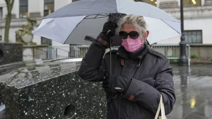 Bribery Trial of Nadine Menendez: Jury Deliberations Resume Monday in High-Stakes Case